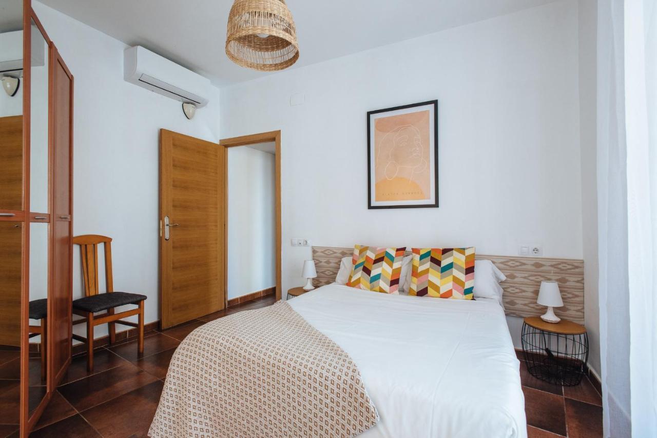 Homeyseville- Bright Apartment At Santa Cruz 6 Pax, Parking Optional المظهر الخارجي الصورة
