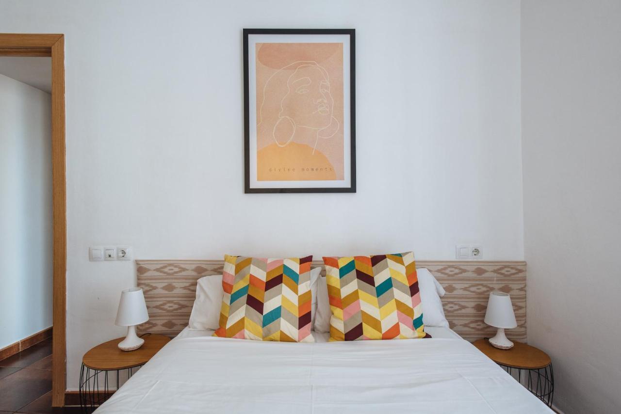 Homeyseville- Bright Apartment At Santa Cruz 6 Pax, Parking Optional المظهر الخارجي الصورة