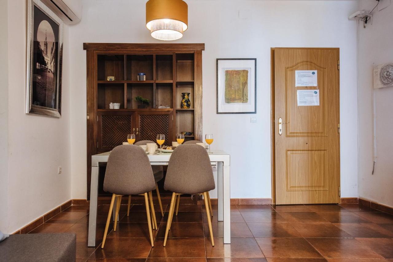 Homeyseville- Bright Apartment At Santa Cruz 6 Pax, Parking Optional المظهر الخارجي الصورة