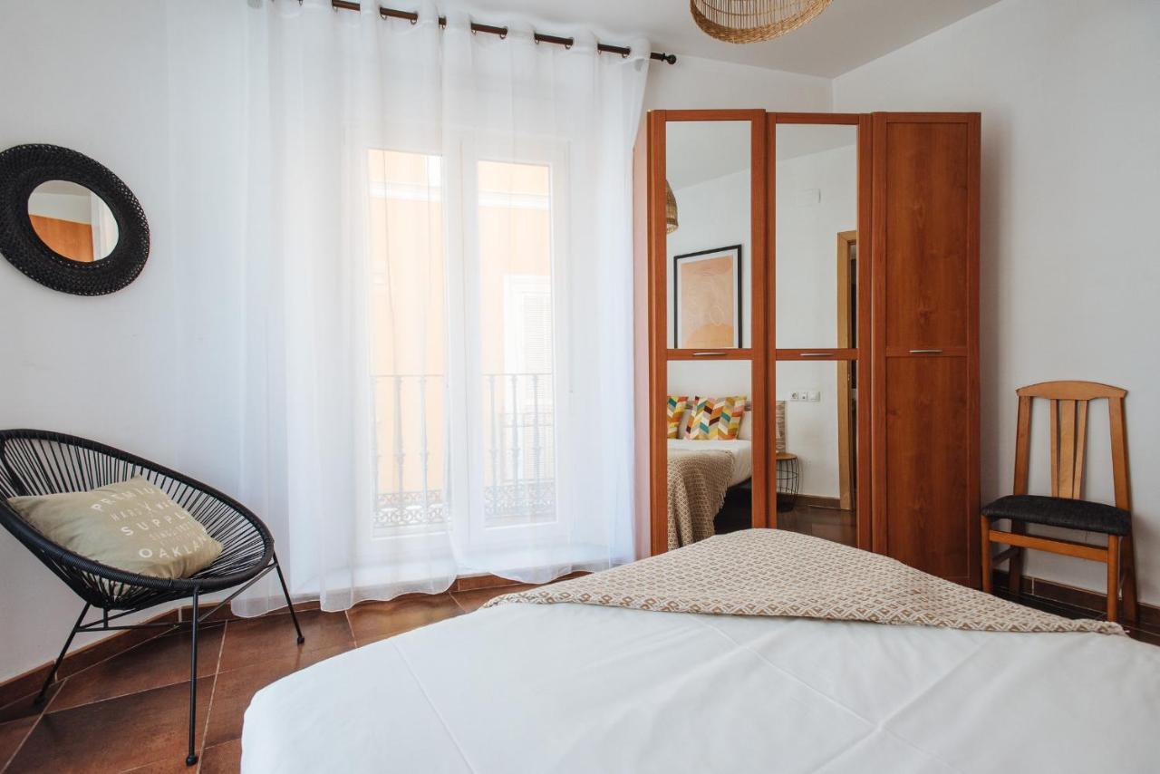 Homeyseville- Bright Apartment At Santa Cruz 6 Pax, Parking Optional المظهر الخارجي الصورة