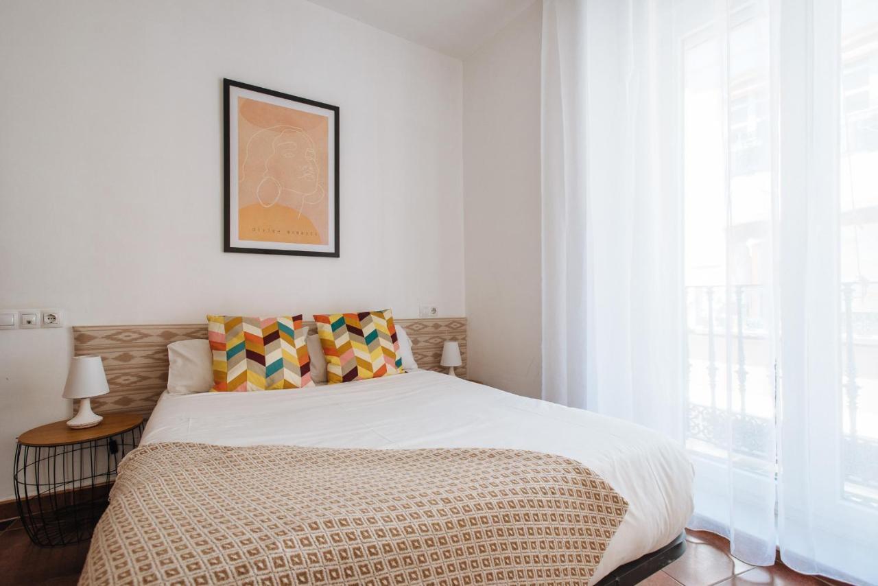 Homeyseville- Bright Apartment At Santa Cruz 6 Pax, Parking Optional المظهر الخارجي الصورة